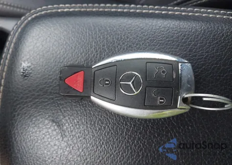 2019 Mercedes-Benz Cla 250 z USA, uszkodzony, nr VIN WDDSJ4EBXKN749438